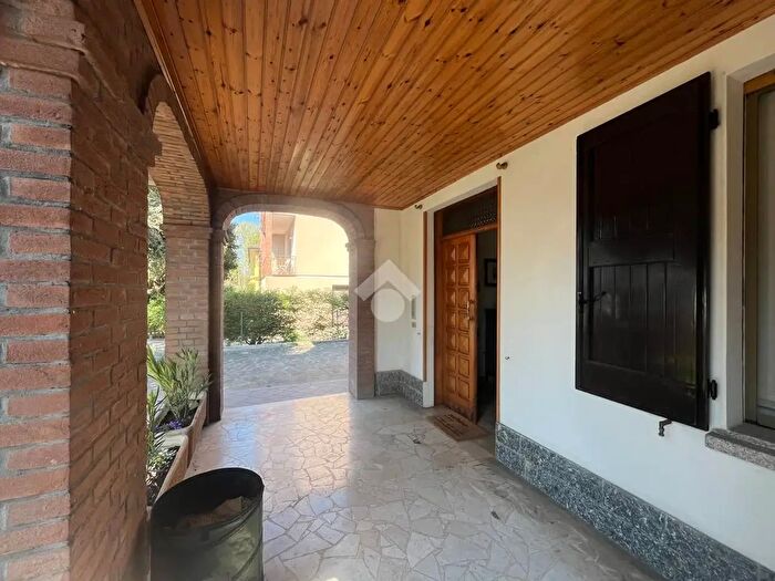 Appartamento quadrilocale in vendita in Via G Pascoli, Castelnovo Di Sotto