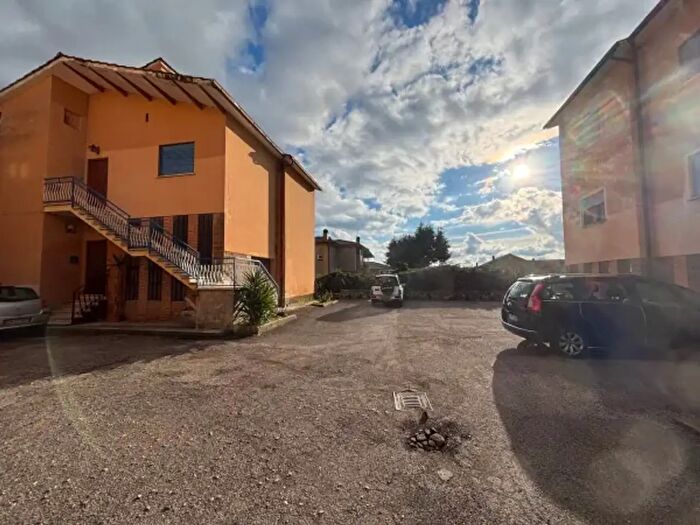 Appartamento quadrilocale in vendita in Viale Cristoforo Colombo, Bolsena