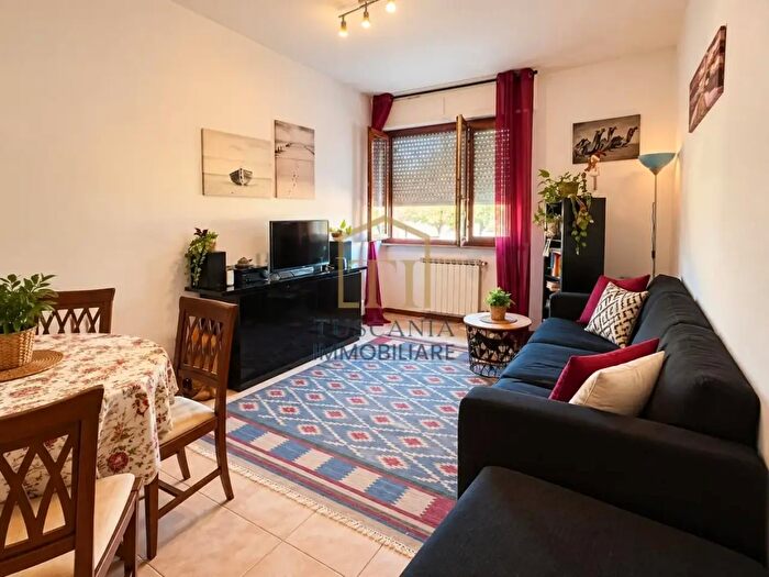 Appartamento trilocale in vendita in Colle Di Val D'Elsa
