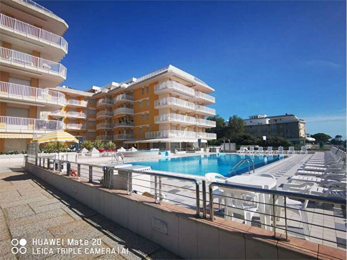 Appartamento quadrilocale in affitto in via altinate, Lido Est, Jesolo