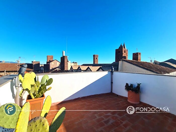 Appartamento trilocale in vendita in Vico Navone, Albenga