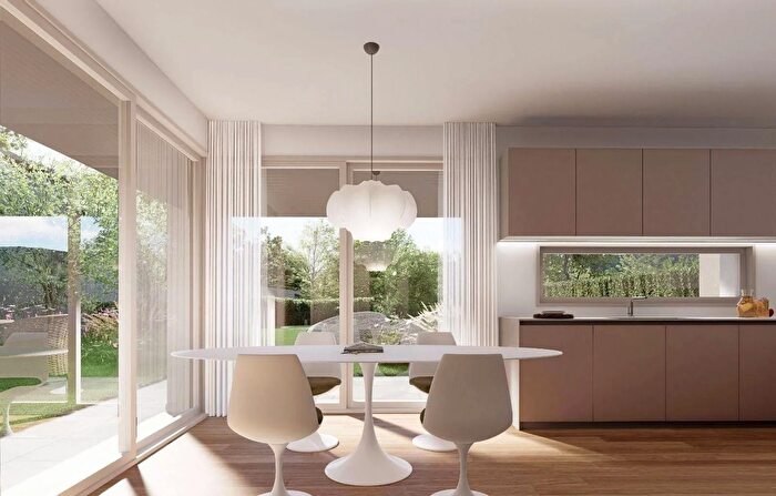 Casa quadrilocale in vendita in Via del Cavalluccio, Carimate