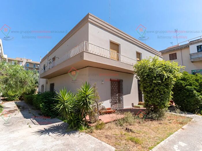 Appartamento quadrilocale in vendita in Siracusa