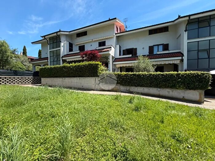 Appartamento quadrilocale in vendita in Via Oliva, Giaveno