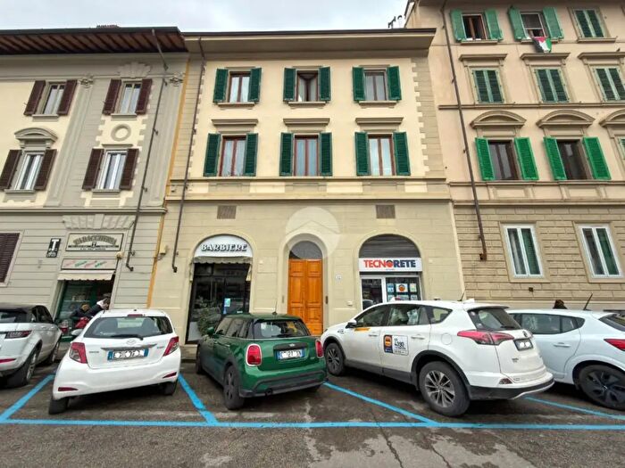 Appartamento quadrilocale in affitto in Via Bernardino Ramazzini, Firenze