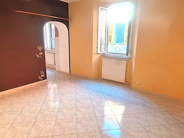 Appartamento con 7 locali in vendita in Via Antonio Gavino, Campomorone