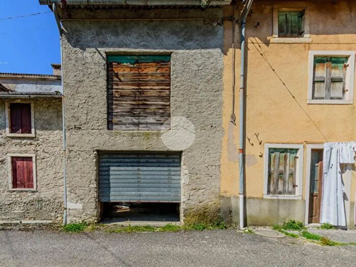 Casa monolocale in vendita in Via Pezze, Negrar