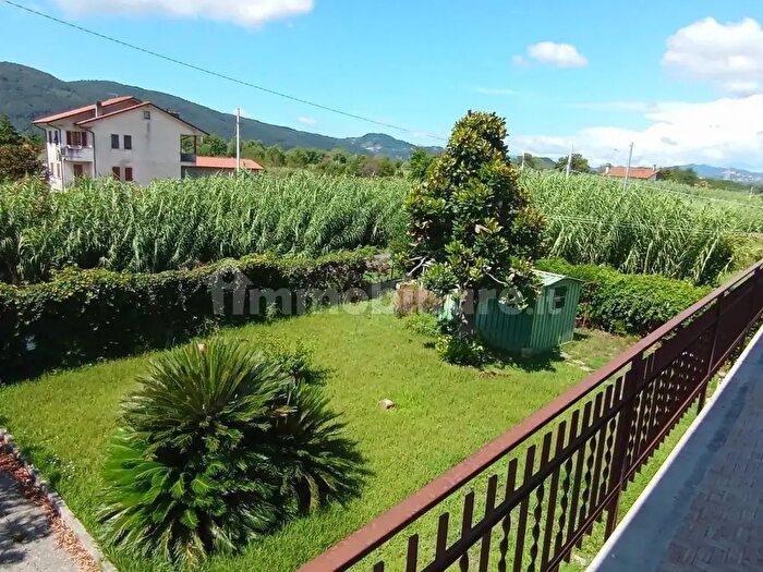 Appartamento con 6 locali in vendita in a Camponesto, Sarzana