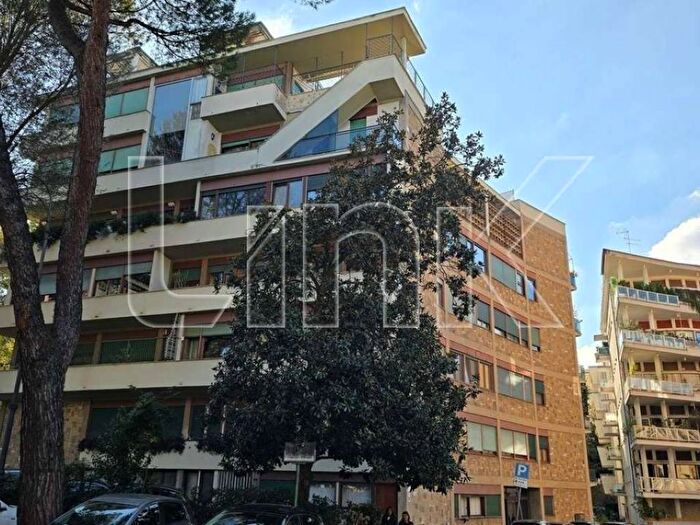 Appartamento bilocale in affitto in via Fratelli Ruspoli, Pinciano Villa Ada, Roma