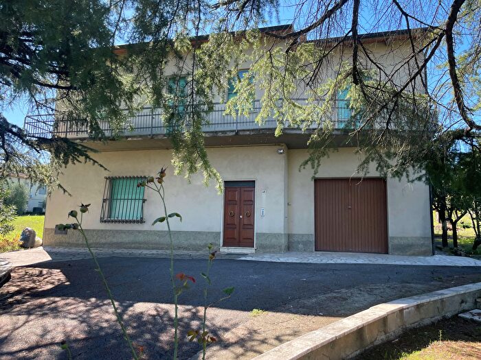 Casa con 6 locali in vendita in Centro, Foiano Della Chiana