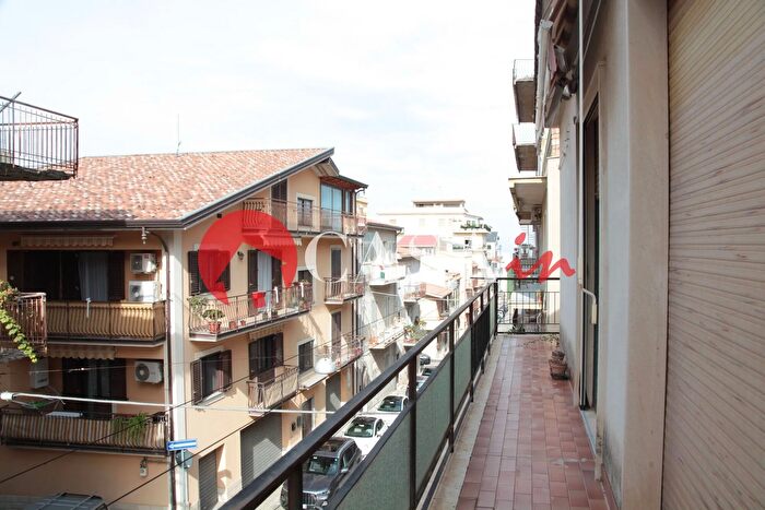 Appartamento con 10 locali in vendita in Via Cairoli, SantAgata Di Militello