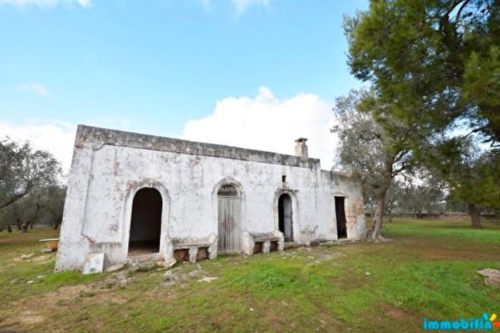 Casa con 5 locali in vendita in Oria