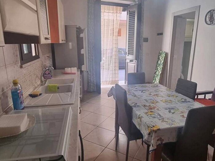 Appartamento bilocale in affitto in Via Raffaello Sanzio SNC, Centro, Altavilla Milicia