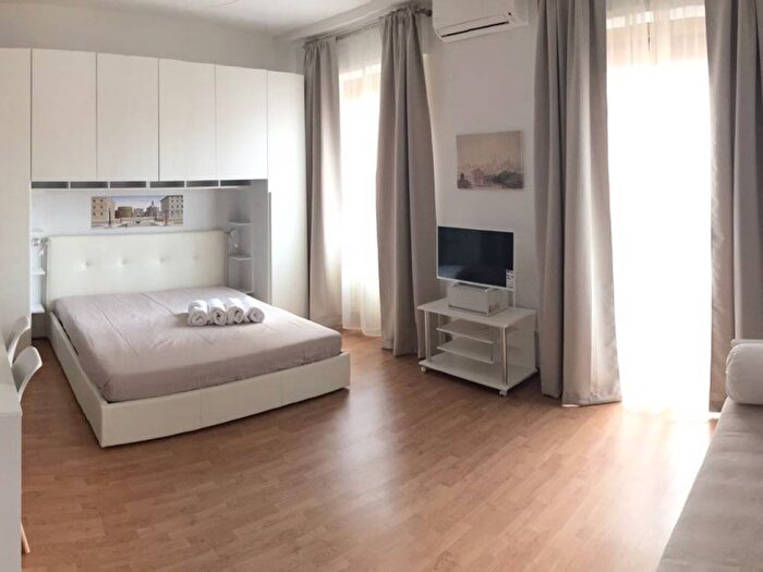 Appartamento monolocale in affitto in Via Louis Pasteur, Pasteur, Milano