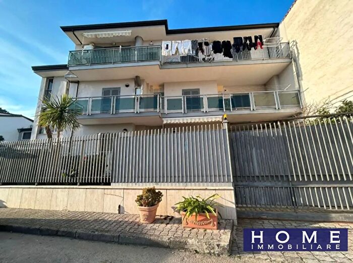 Appartamento trilocale in affitto in Frattamaggiore