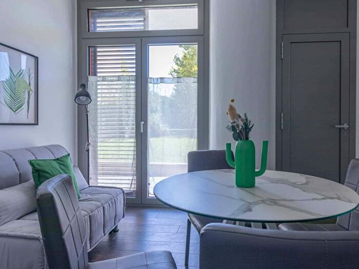 Appartamento trilocale in affitto in Via di Corticella, Corticella, Bologna