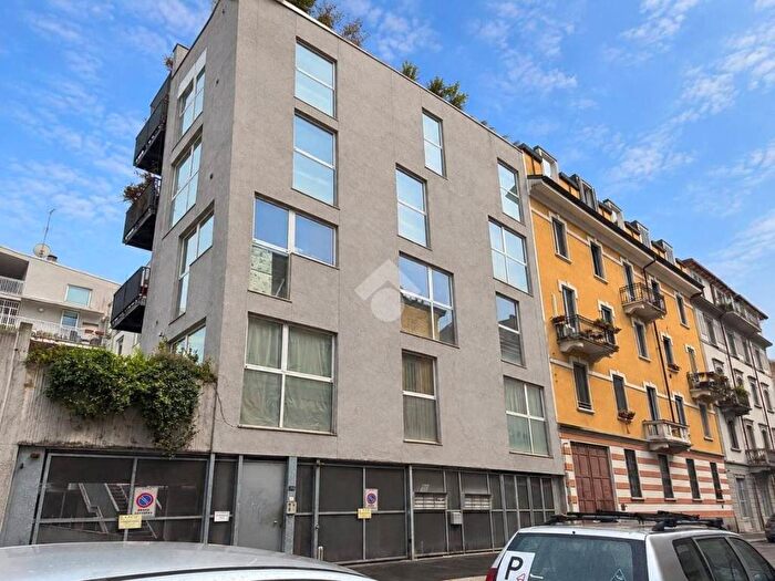 Appartamento bilocale in affitto in Via Gian Francesco Pizzi, Ripamonti Fondazione Prada, Milano