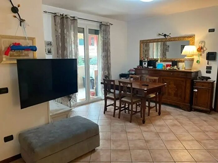 Appartamento con 5 locali in vendita in Via Ausa n, Coriano