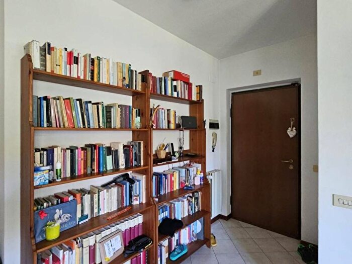 Appartamento trilocale in affitto in Vicarello, Collesalvetti