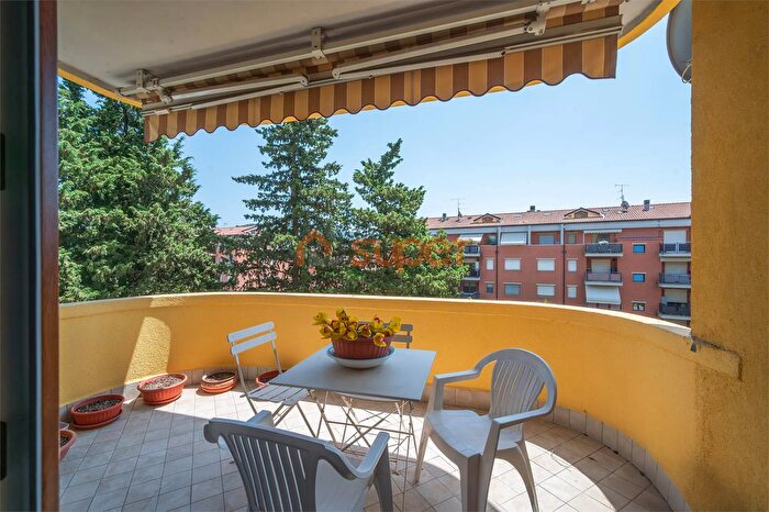 Appartamento quadrilocale in vendita in Via Luigi Settembrini Corciano Pg, Corciano