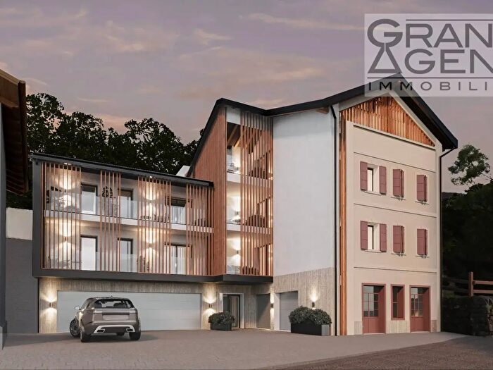 Appartamento quadrilocale in vendita in Via Emilio Colpi, Folgaria