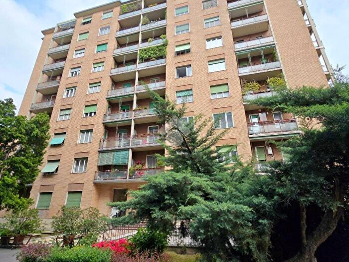 Appartamento bilocale in affitto in Via Privata Piero Martinetti, Piazzale Siena, Milano
