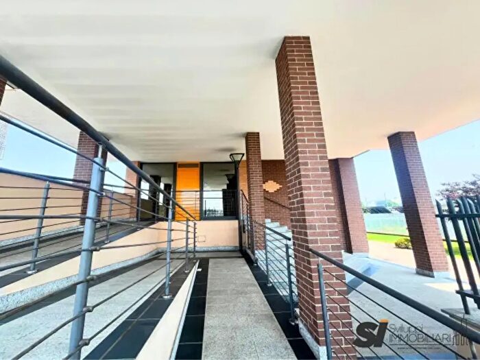 Appartamento con 5 locali in vendita in Corso Risorgimento, Novara