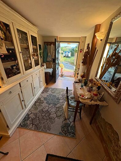 Casa con 6 locali in vendita in Via II Giugno a Certaldo Firenze, Certaldo