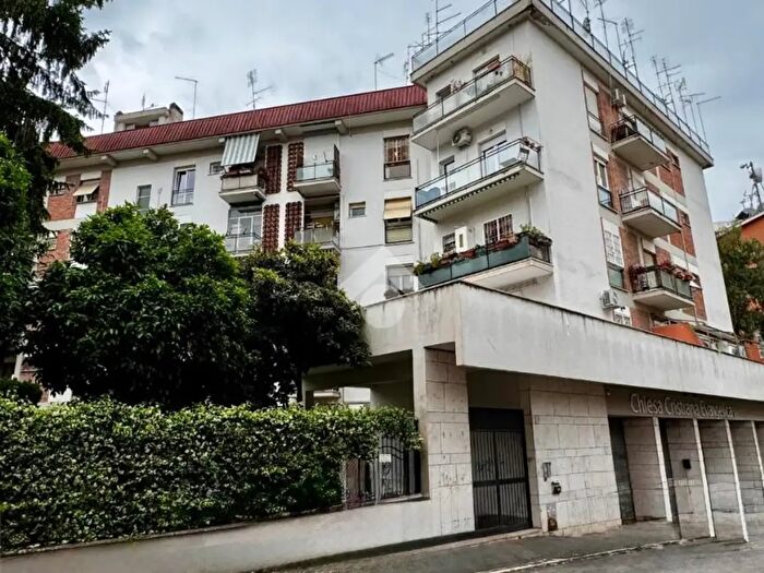 Appartamento bilocale in affitto in Via Bacci, Roma