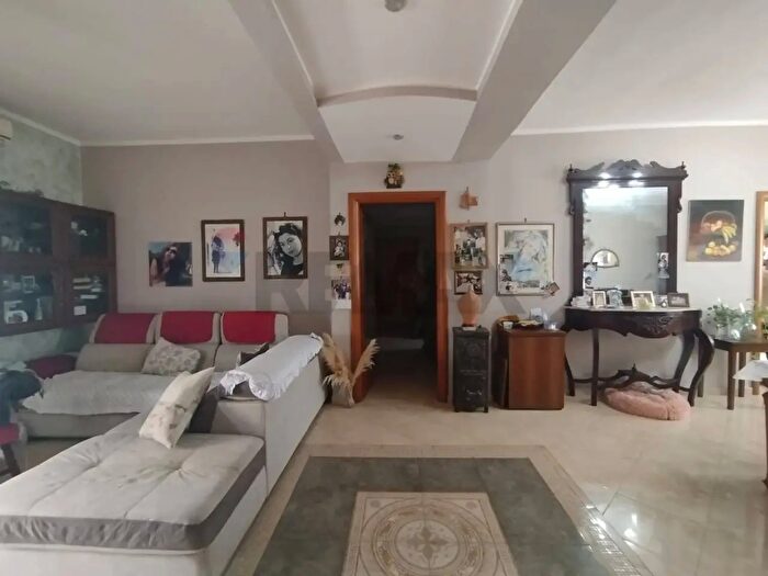 Appartamento trilocale in vendita in Brindisi