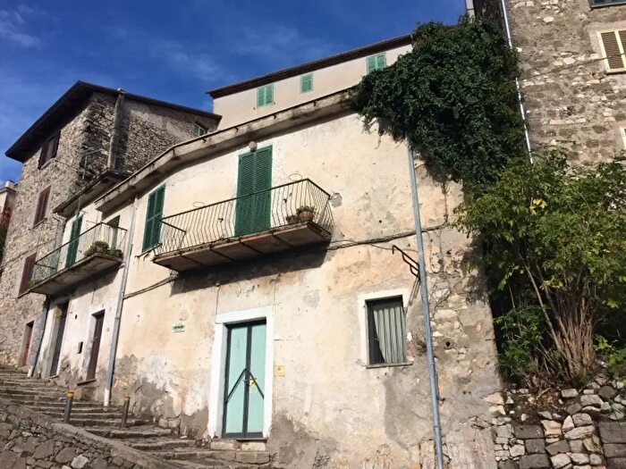 Casa con 7 locali in vendita in Centro Storico, Patrica