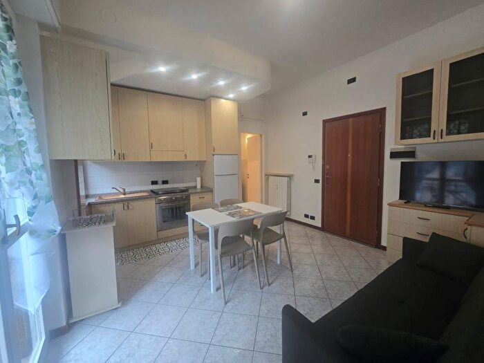 Appartamento bilocale in affitto in Via Alcide De Gasperi, Carugate