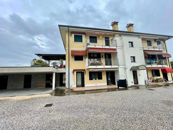Appartamento con 5 locali in vendita in Morsano Al Tagliamento
