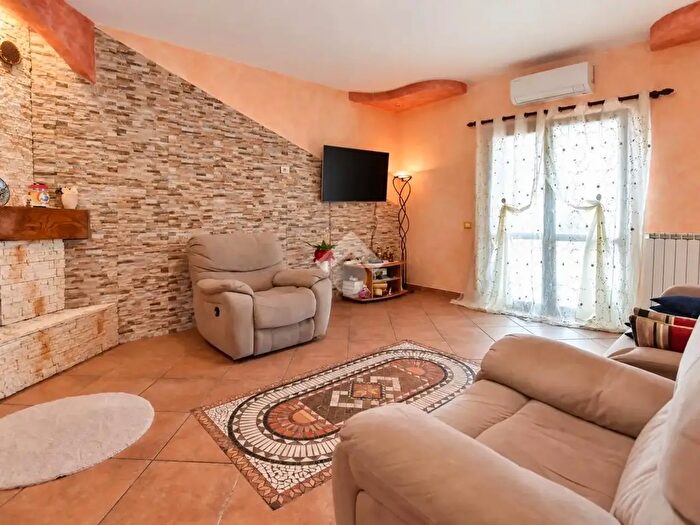 Appartamento trilocale in vendita in Via Don Gnocchi, Liscate