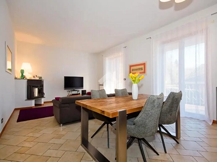 Casa con 8 locali in vendita in Strada Maddalena, Moncalieri