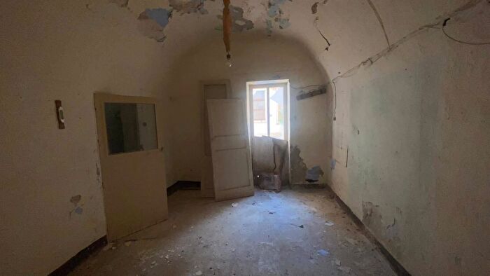 Appartamento con 7 locali in vendita in Via Vittorio Emanuele III Terrasini Palermo, Terrasini