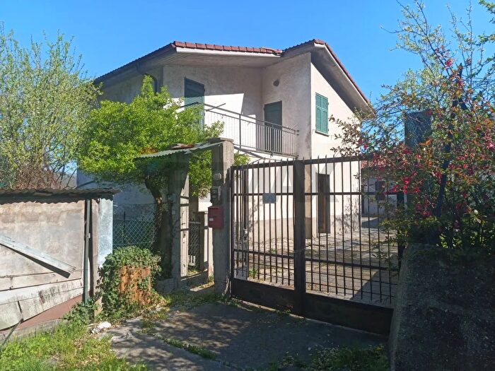 Casa con 9 locali in vendita in Via Fornace, Cairo Montenotte