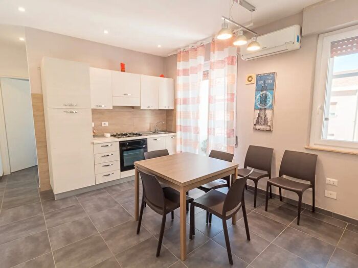 Appartamento in vendita in Via Luigi Capuana, Cefalu'