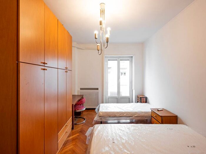 Appartamento trilocale in affitto in Via Venini, Pasteur, Milano