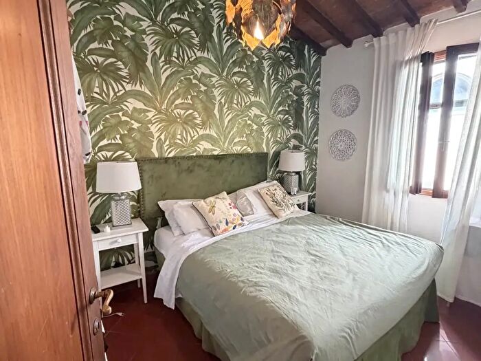 Appartamento trilocale in vendita in Firenze