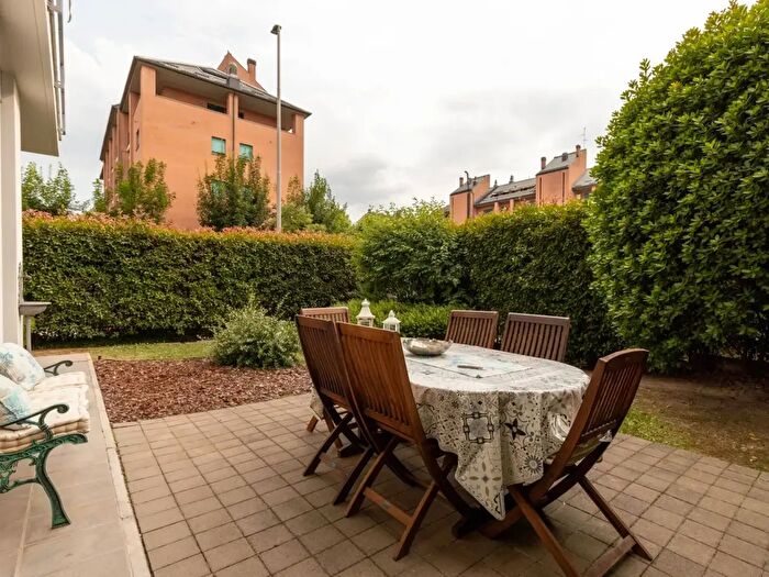 Appartamento quadrilocale in vendita in Via Sandro Pertini, Settimo Milanese