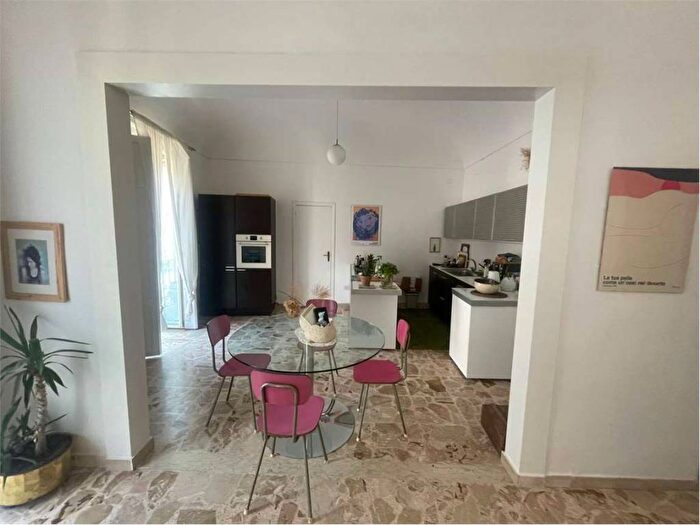 Appartamento trilocale in affitto in via della giudecca, Ortigia, Siracusa