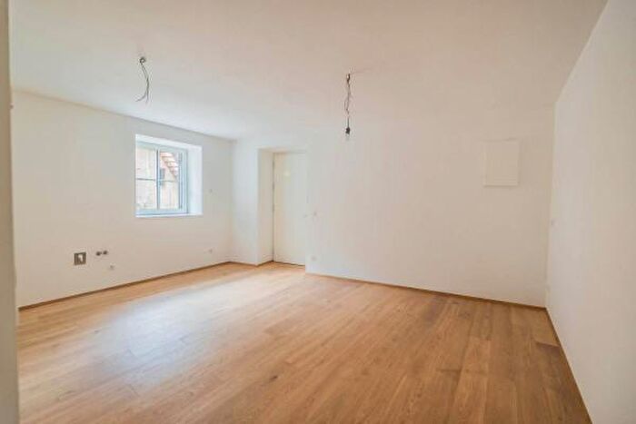 Appartamento bilocale in vendita in Via Molini, Termeno Sulla Strada Del Vino