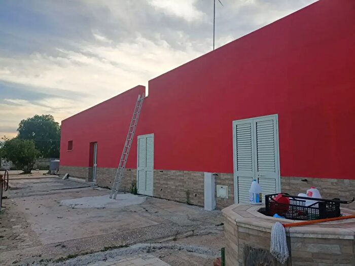 Casa con 8 locali in vendita in Via Marcanzotta, Misiliscemi