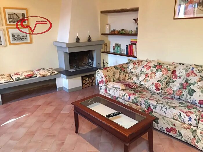 Appartamento trilocale in vendita in Via di Moncioni, Montevarchi
