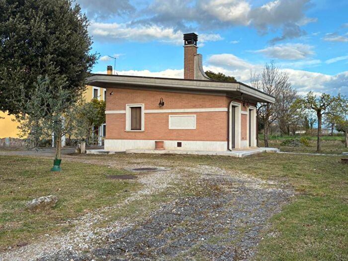 Appartamento monolocale in affitto in Via Guadicciolo, Castrocielo