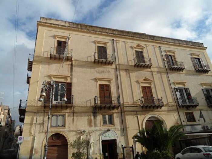 Appartamento quadrilocale in vendita in Via Pietro Gerardi, Sciacca