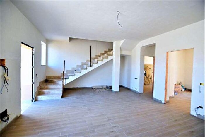 Casa quadrilocale in vendita in Via, Porto Empedocle