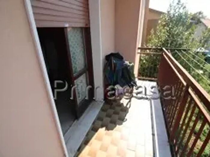 Appartamento trilocale in vendita in Via Roma, Pescantina