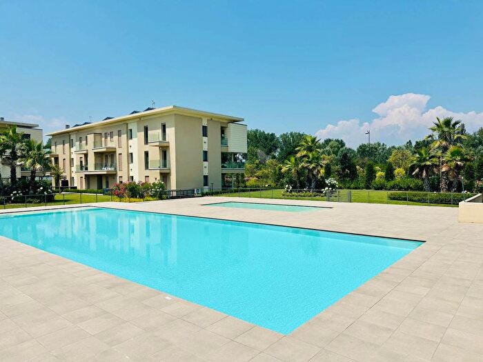 Casa trilocale in affitto in Via Commissario Palatucci, Rivoltella, Desenzano del Garda